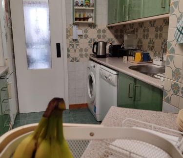 La Linea de la Concepcion Haus | Room with private bathroom in shared apartment 50m from Gibraltar