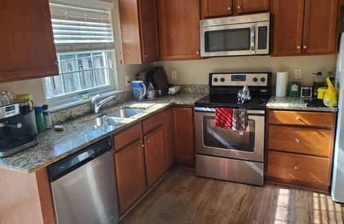 Woodbridge Haus | Room with a private bathroom