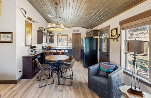 Sturgis Haus | Rost Place Round-Up