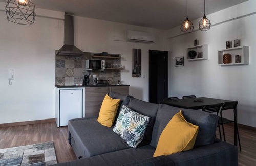Macedo de Cavaleiros Wohnung | Rundes Loft (Azibo)