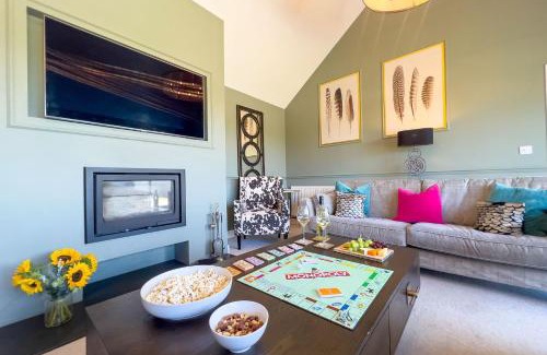 Montgomery Haus | Roundton Farmhouse