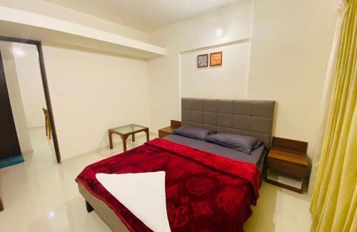 Pune Haus | Royal Nest - Just 1 Km from Airport