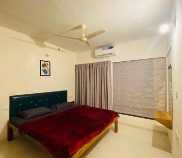 Pune Haus | Royal Nest - Just 1 Km from Airport