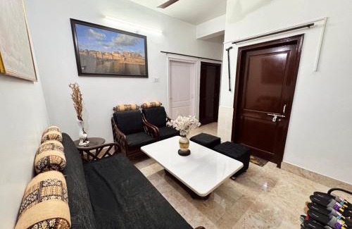 Mahmoorganj Wohnung | Royal Roots VNS - Entire Place