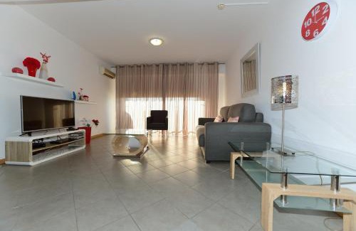 Portimao Wohnung | Ruby Red & Atlantic Blue Apartments in Oceano Atlantico