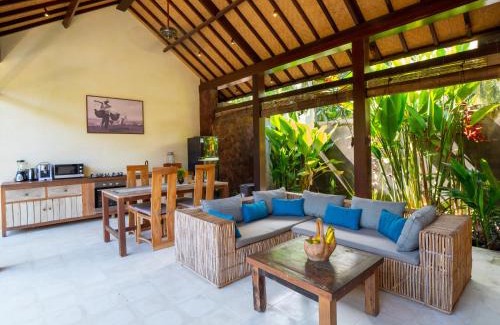 Tejakula Villa | Ruby Romance Oceanside Villas
