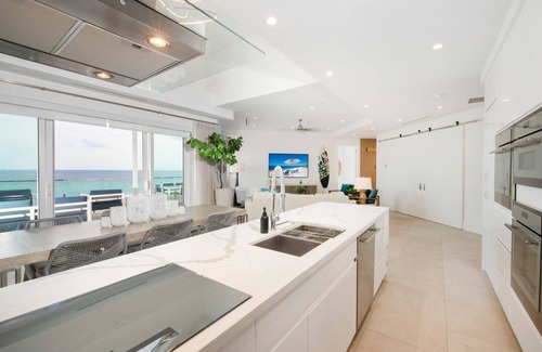 Rum Point Eigentumswohnung | Rum Point Resort #504 3BR Penthouse