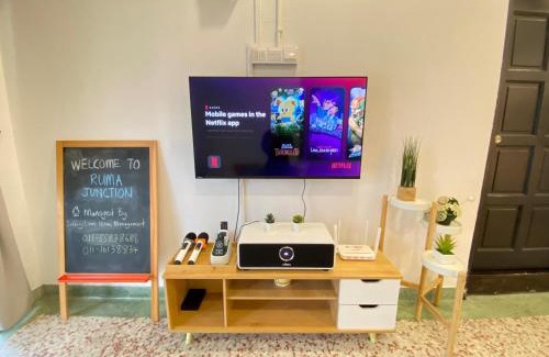 Malacca City Haus | Ruma Junction Ujong Pasir by Jeffery Lam Home Management