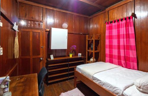 Candikuning Haus | rumah kayu sulawesi antique