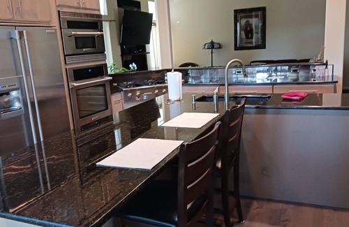 Klamath Falls Haus | Running Y custom single level home with large deck for relaxing.