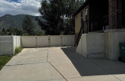 Ogden Wohnung | Rural Getaway 4-bedroom Basement Unit in Quiet Uintah