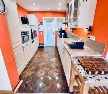 Mettlach Wohnung | Rural Home with Large Garden near Saarschleife