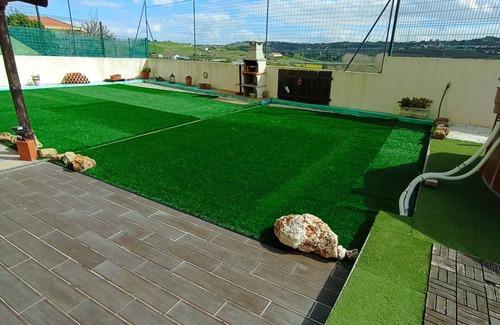 Arruda dos Vinhos Wohnung | Valley Guest House - Schwimmbad und Landschaft