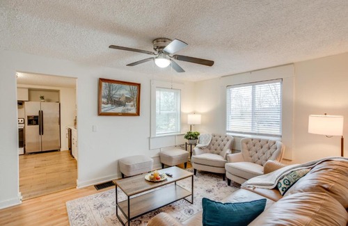 Bedford Haus | Rural Retreat Near Golf Courses in Ottawa Lake!