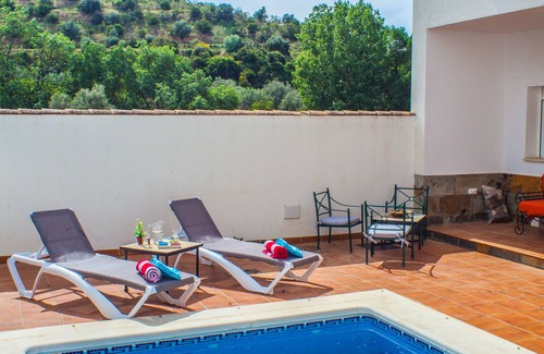 Riofrio Hütte | LÄNDLICHE VILLA IN RIOFRIO MIT AUSGEZEICHNETER LAGE (Andalusien)