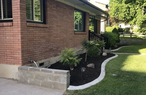 Hyde Park Haus | Rustic Abode Entire Home- Near Logan