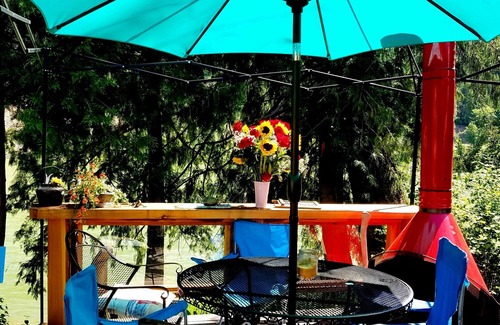 Troy Kabine | Rustikales Bunkhouse am Kootenai River