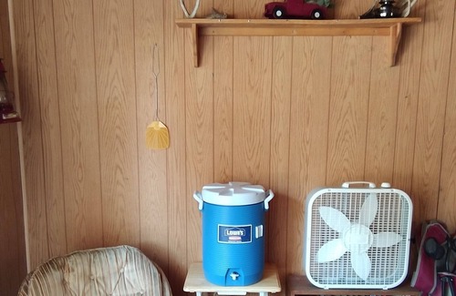 Chewelah Kabine | Rustic Cabin and Camp Spot