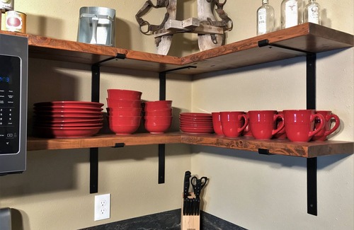 Island Park Kabine | Old West Escapes, Livery Stable (Near YNP)