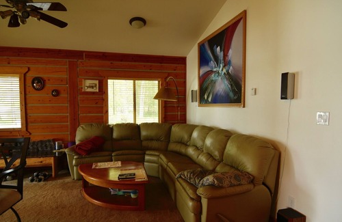 Bigfork Kabine | Rustikale Kabine auf dem Fluss zu Get-A-Way von ihm Alle!