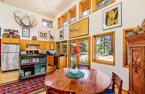 Harrison Haus | Rustic contemporary in a private forest setting overlooking Lake Coeur d’Alene