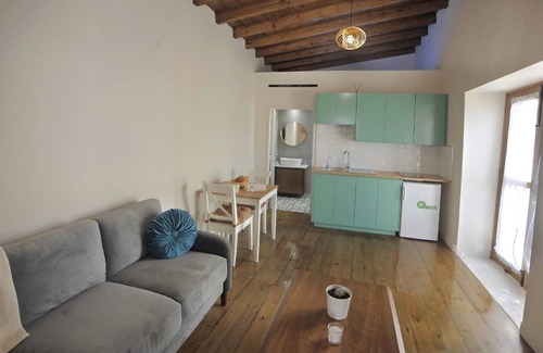 Agios Theodoros Kabine | Rustic Heritage Suite