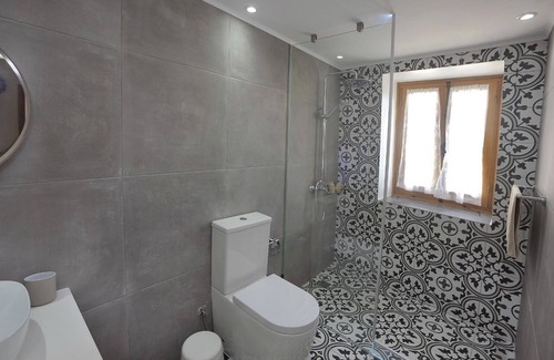 Agios Theodoros Kabine | Rustic Heritage Suite