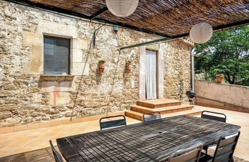 Pins Haus | Rustic house in a private estate in Vilopriu. Pool