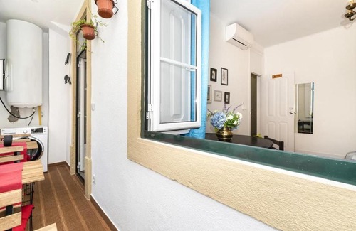 Santo Antonio Haus | Rustic M2 R1 - Amazing Double Room with Shared Bathroom