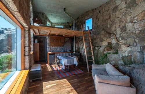 Las Rabonas Skihütte | Rustic Mountain Shelter Pure Nature