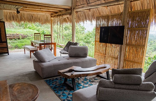 Mercedes Kabine | Rustic Ranch in the Paradise