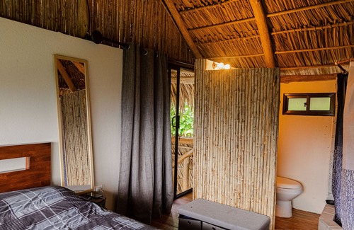 Mercedes Kabine | Rustic Ranch in the Paradise
