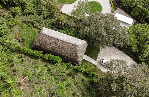 Mercedes Skihütte | Rustic Ranch in the Paradise