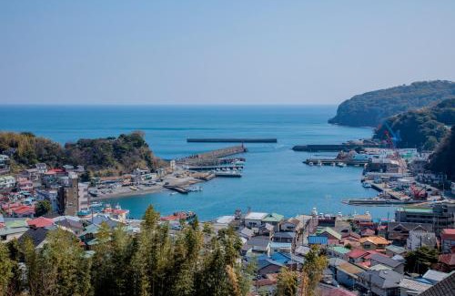 Manazuru Hotel | Rustic Retreat リトリート真鶴