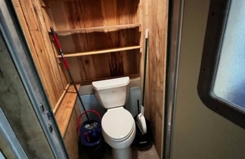 Eidson Kabine | Rustic Retreat