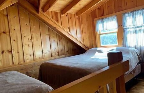 Savanna Kabine | Rustic River Cabin 9