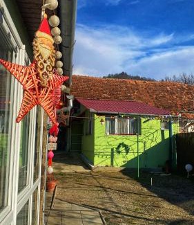 Albesti Haus | Rustic Rooms