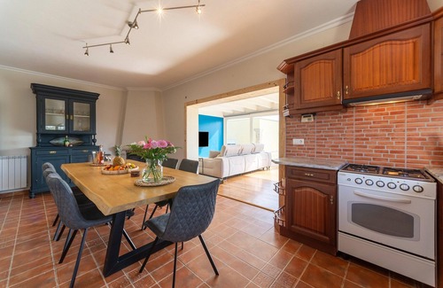 Camparca Haus | Attraktives Haus in Netos-Almagreira mit Gemeinschaftspool