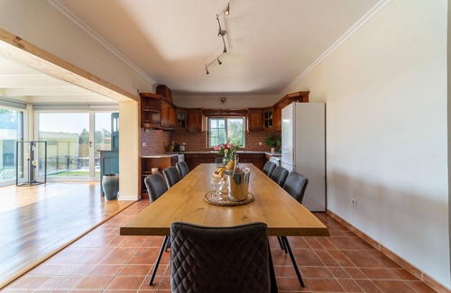 Camparca Haus | Attraktives Haus in Netos-Almagreira mit Gemeinschaftspool