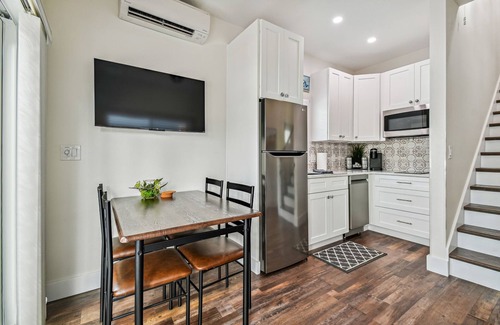 Dunedin Haus | Rustic Tiny Home on Pinellas Trail w/ Heated Pool