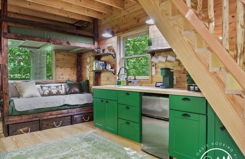 Logan Haus | Rustic Treehouse Oasis in Hocking Hills -Adventure Awaits