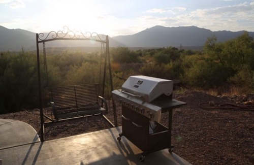 Tonto Basin Haus | Rustic vacation cabin