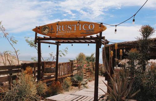 San Jose del Cabo Haus | RUSTICO LOUNGE-Property in front of the beach