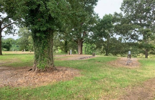 Oden Wohnmobilvermietung | RV site #10 Ouachita Campground at Edendell