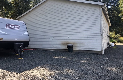 Cottage Grove Wohnmobilvermietung | RV site with Full hookups