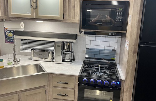 Summerland Key Wohnmobilvermietung | RV with 2 bedrooms ( queen)