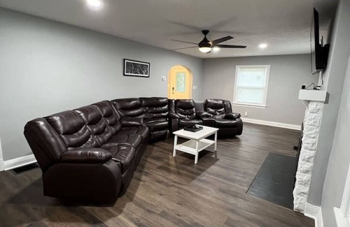 Beechmont Haus | Rye Retreat | Churchill | Expo