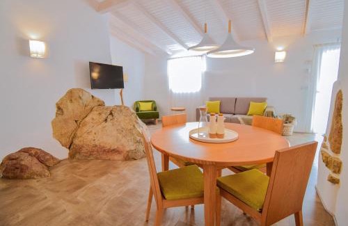 Nossa Senhora da Tourega Haus | São Brás do Regedouro - Turismo na Aldeia