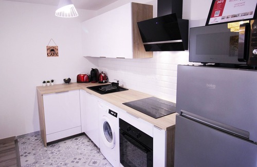 Montevrain Wohnung | Sérénité by Plaza-Apartment-Ensuite with Shower-Terrace