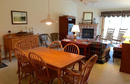 Bretton Woods Wohnung | S3 AWESOME VIEW OF MOUNT WASHINGTON! Family getaway in Bretton Woods